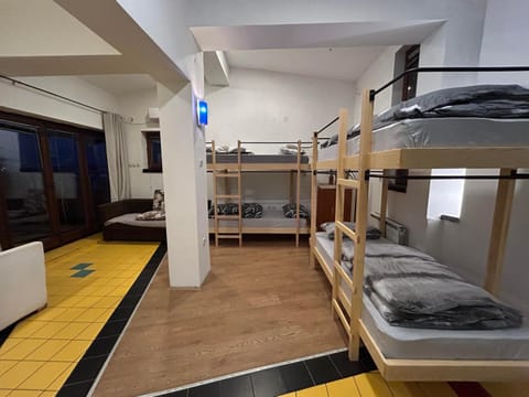 Photo of the whole room, Bedroom, bunk bed, towels