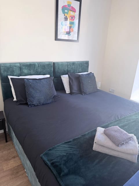 Bed, Decorative detail, Bedroom