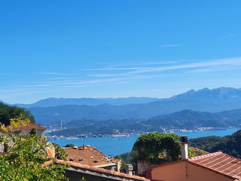 Casa Mafalda Apartment in Province of Massa and Carrara