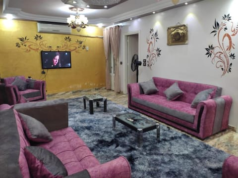TV and multimedia, Seating area