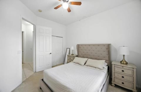 Wellington close to WEF, Polo retreat House in Wellington