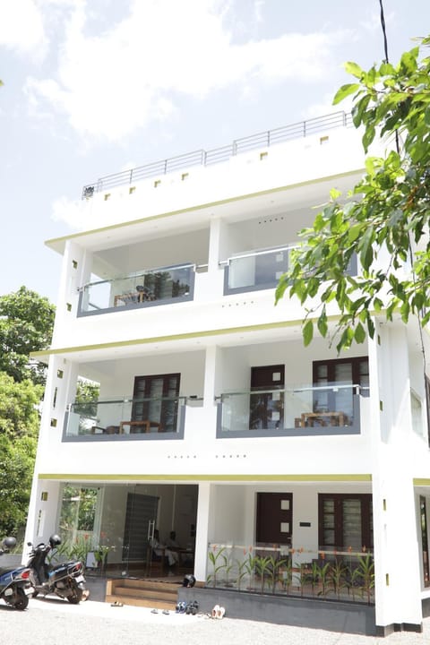 Property building, Facade/entrance