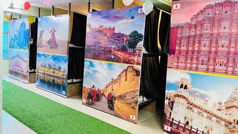 REST POINT Dormitory Hotel in Jaipur