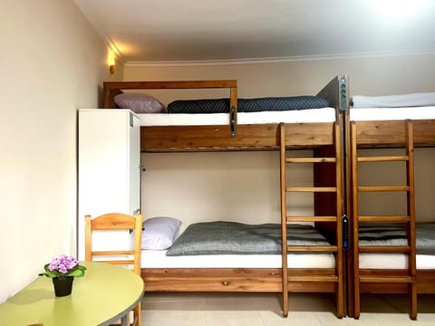 bunk bed