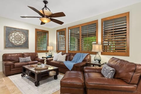 Lux Coachella Oasis Pool Gym Bar and Golf Green House in La Quinta