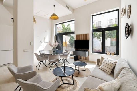 Communal lounge/ TV room, Living room