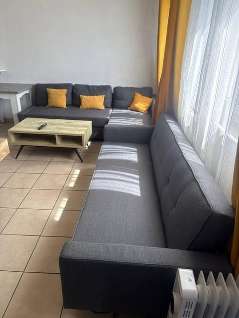 Maison BREST 4 chambres avec TV dans chaque chambre et internet House in Brest