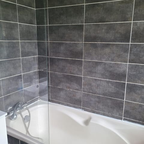 Maison BREST 4 chambres avec TV dans chaque chambre et internet House in Brest