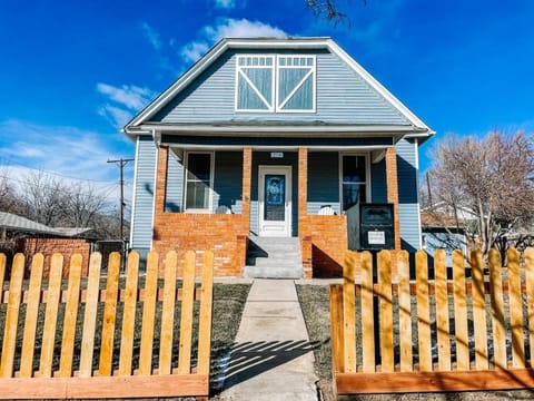 214 N 20th House in Old Colorado City