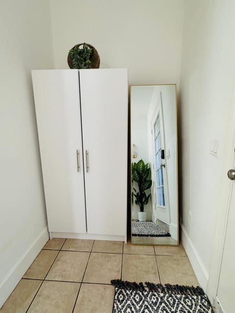 Casita Full Kitchen-AC-Ping Pong House in San Pasqual Valley