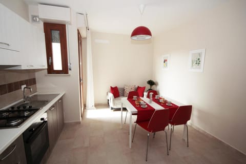 Communal lounge/ TV room, Communal kitchen