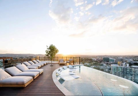 Day, View (from property/room), City view, Pool view, Swimming pool, Sunset, sunbed