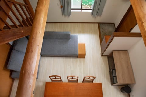 Living room, Photo of the whole room