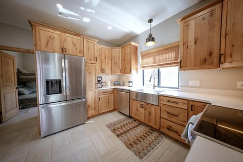 455 Front St House in Del Norte