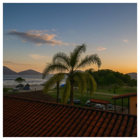 Property building, View (from property/room), View (from property/room), Living room, Sea view, Sea view