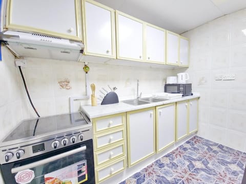 Harf Hosn43 1BHK Abu Dhabi Corniche Beach Apartment in Abu Dhabi