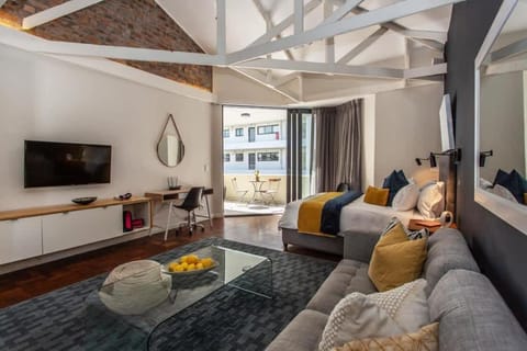 Blue Beach Studio close to sea in Sea Point 45BW Apartment in Sea Point