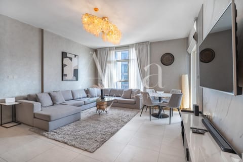 High-Floor 3BR Balcony & City Views Al Reem Apartment in Abu Dhabi