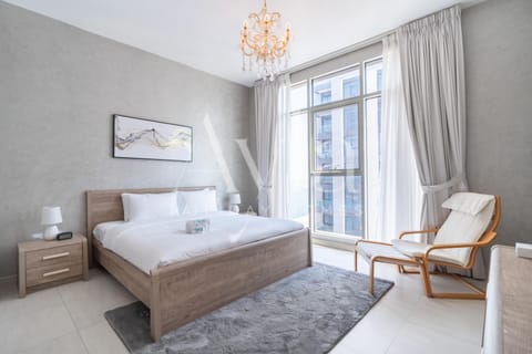 High-Floor 3BR Balcony & City Views Al Reem Apartment in Abu Dhabi