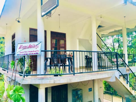 Property building, Balcony/Terrace