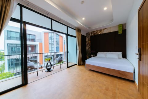 Bed, View (from property/room), Balcony/Terrace, Photo of the whole room, Bedroom