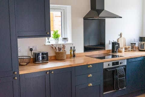 Cosy 2BR House - Space Centre - Free Parking Apartment in Leicester