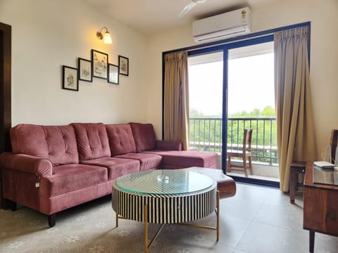 Living room, air conditioner