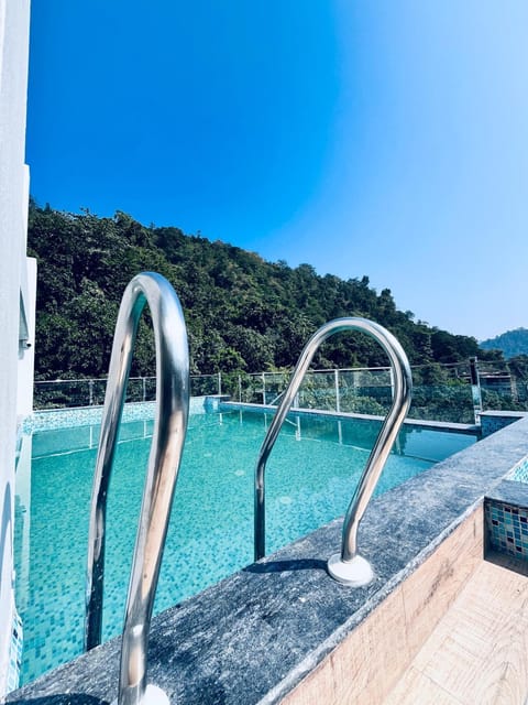 Natural landscape, Mountain view, Pool view, Swimming pool