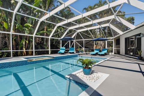 Seabreeze Court by Rove Travel - Pool & Hot Tub House in Delray Beach
