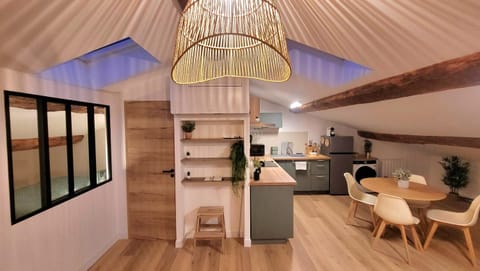 minibar, oven, pet friendly