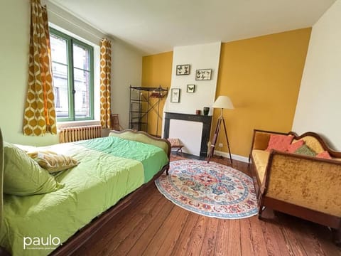 5 Fleurs pour Anne Apartment in Laon