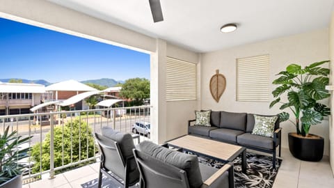 Day, View (from property/room), Balcony/Terrace, Seating area