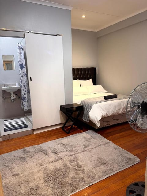 HavenTrust Guest house Bed and Breakfast in Cape Town