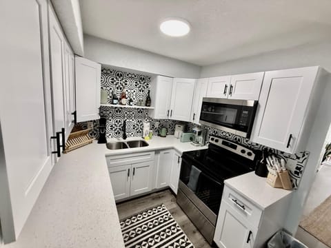 Relaxing 3BR Home Near Orlando Downtown & Parks House in Eatonville