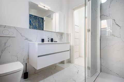 Lovely Apartment 5 Minutes from Rho Apartment in Lainate