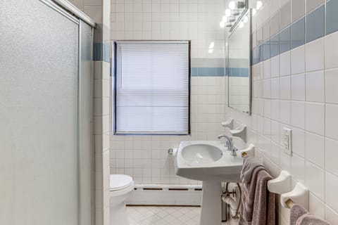 Striking Tudor Revival in Five Points District! Apartment in Toledo