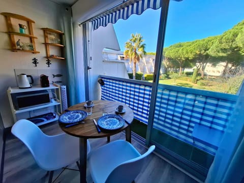 Patio, View (from property/room), Dining area