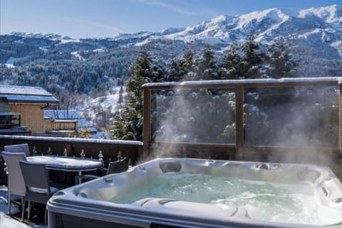 Hot Tub, Hot Tub