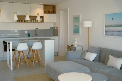 Kitchen or kitchenette, Living room, Seating area, stove