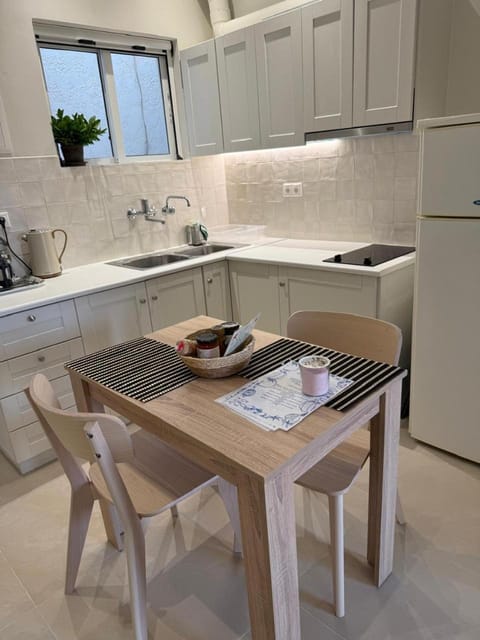 Downtown by the thermal springs Apartment in Euboea