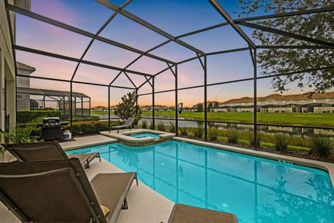Swimming pool, sunbed