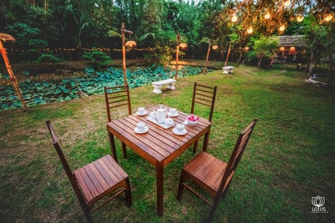 Garden, Dining area, Garden view