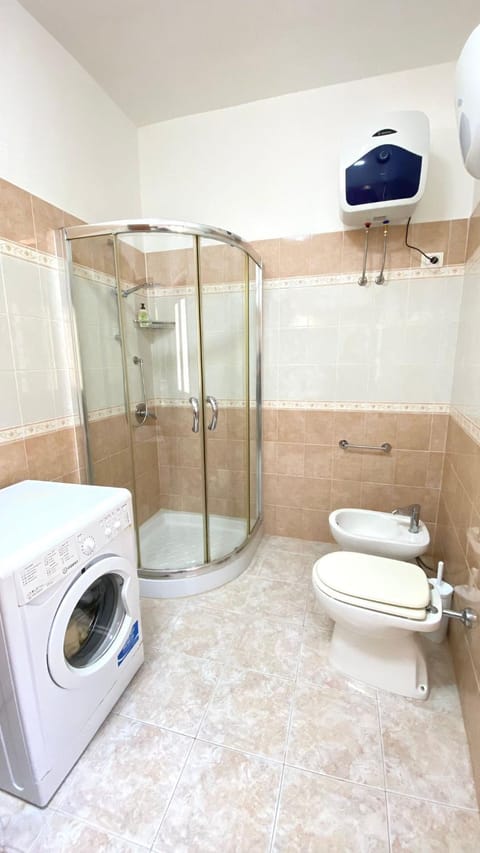 Shower, Toilet, Bathroom, bidet, washing machine
