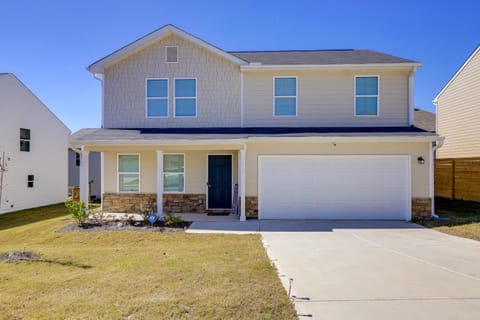 Family Fun in Jackson! Convenient and Spacious Base House in Georgia