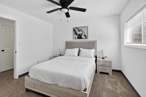 Bright 2Bd 1Bt Homes in Central Wellington Apartment in College Park