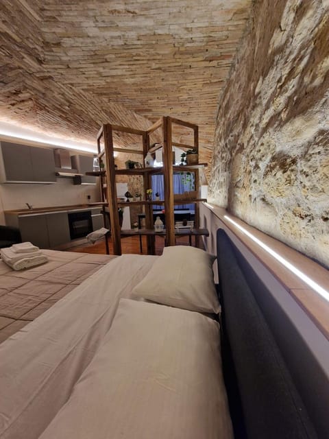 AM17 - The ancient cave Apartment in Perugia