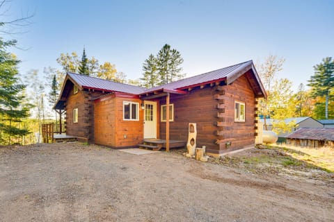 Northwoods Nature Escape! Lakefront Hayward Cabin Cabin in Bass Lake
