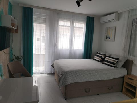 Studio ISKRA 2 Novi Sad Apartment in Novi Sad