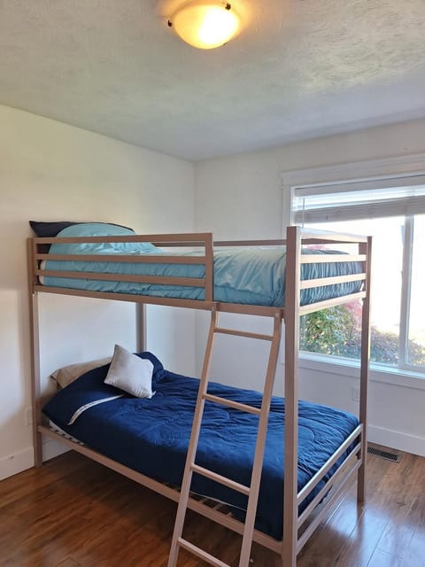 Cozy Family Getaway Near Snake River & Downtown House in Idaho Falls