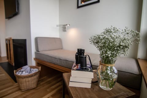 Ocean View of Rocky Shore! Yachats! Shorely Blessed House in Yachats